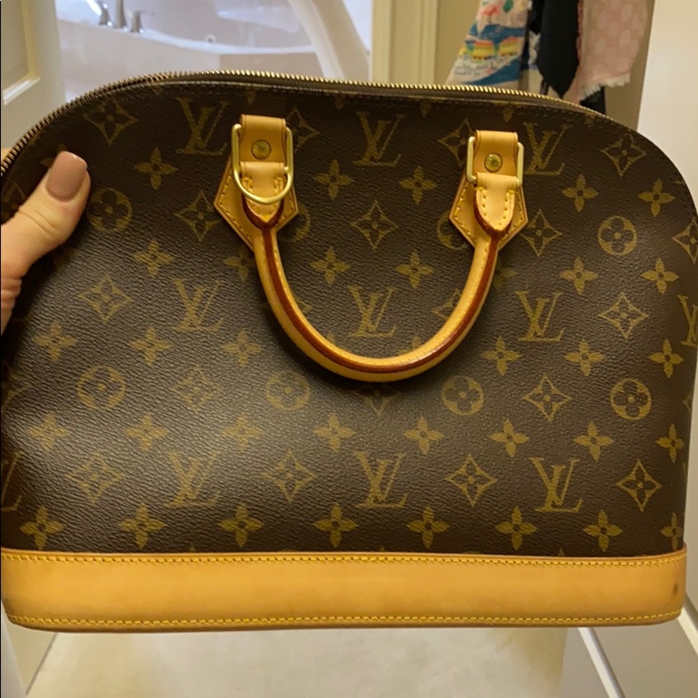 Louis Vuitton Alma